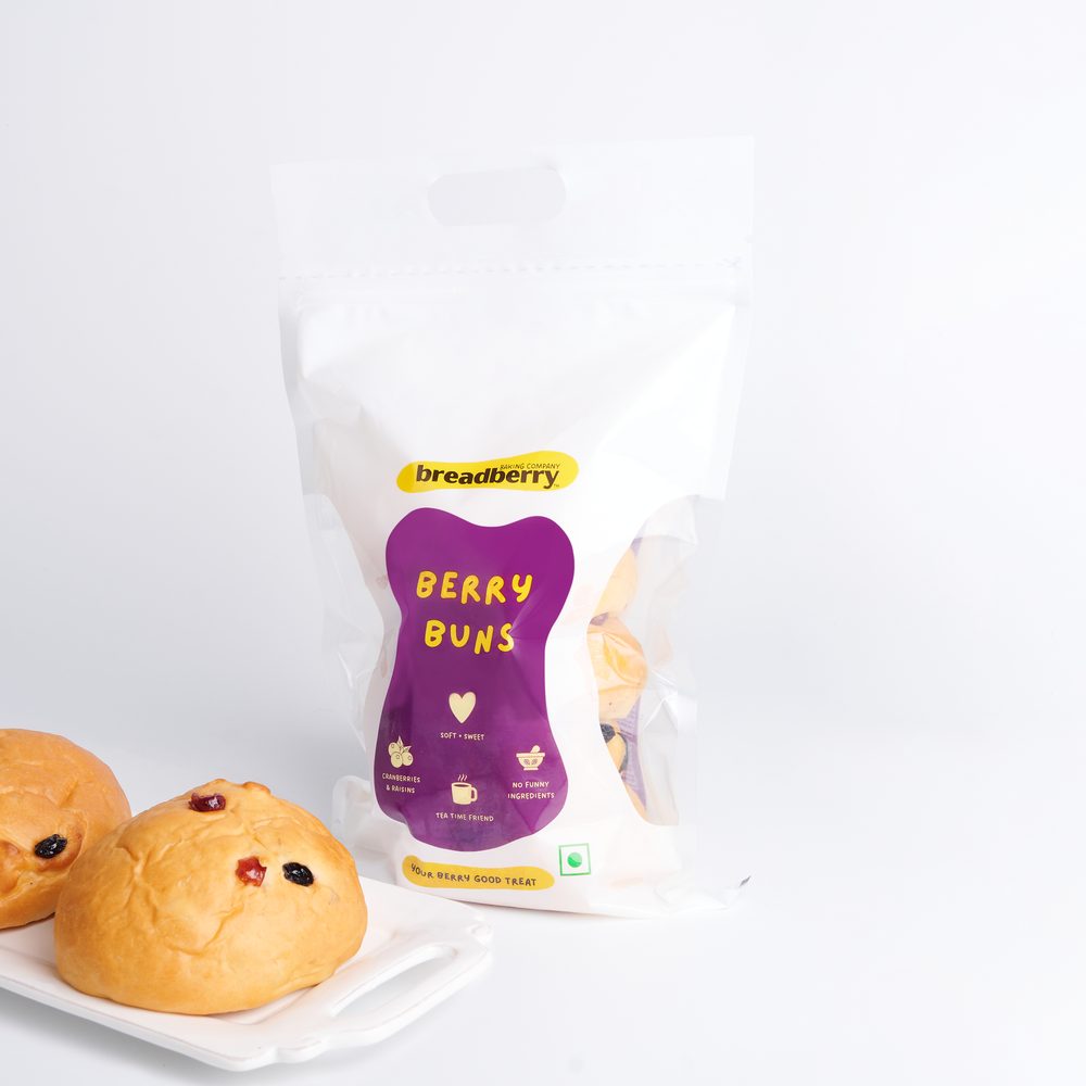 Breadberry Berry Buns pack with golden buns